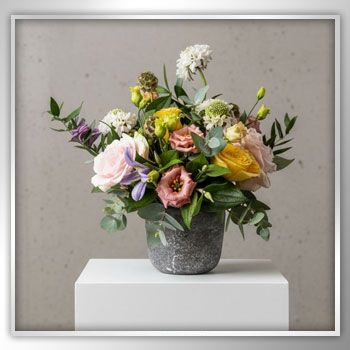 Celebrate the Women in Your Life With Flowers